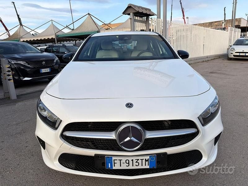 Usata Mercedes A180 116 CV (85 kW) 2019 Bianco Berlina