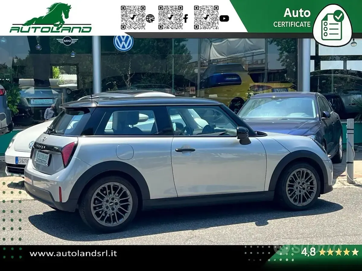Usata Mini Cooper 156 CV (114 kW) 2024 Grigio Utilitaria
