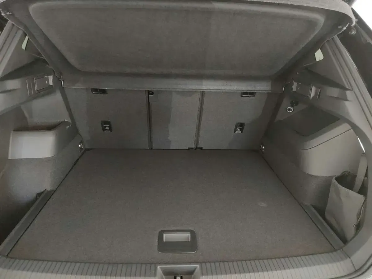 Nuova VW Tiguan R-line Plus 193 CV (141 kW) 2025 Nero SUV
