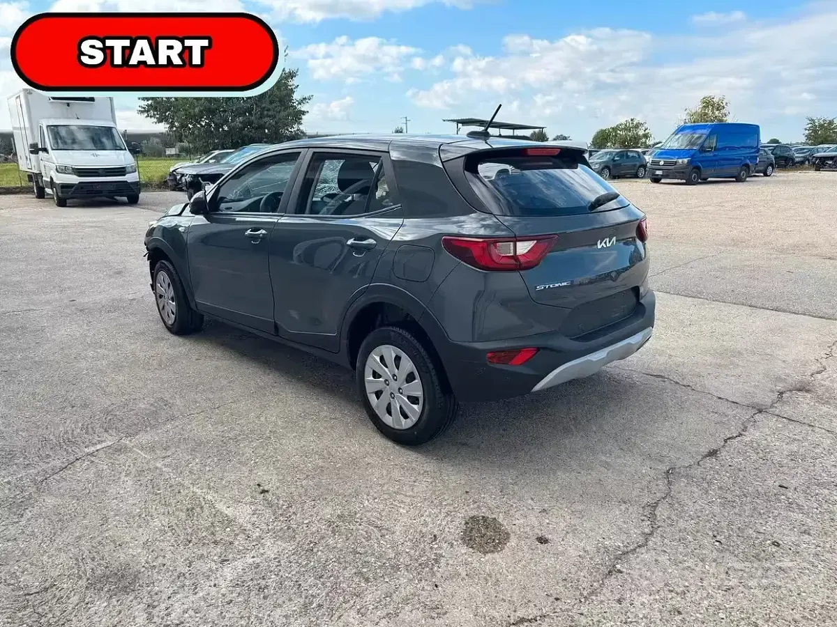 Usata Kia Stonic Start 84 CV (61 kW) 2022 SUV