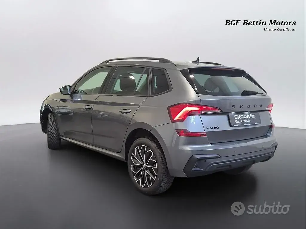 Usata Skoda Kamiq 116 CV (85 kW) 2025 Grigio graphite metallizzato SUV