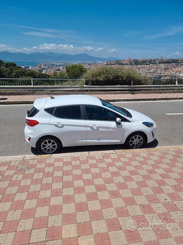 Usata Ford Fiesta Titanium 75 CV (55 kW) 2020 Utilitaria
