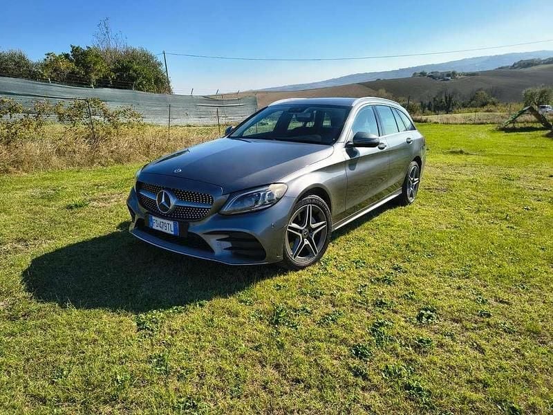 Usata Mercedes C220 194 CV (142 kW) 2019 Grigio Station wagon