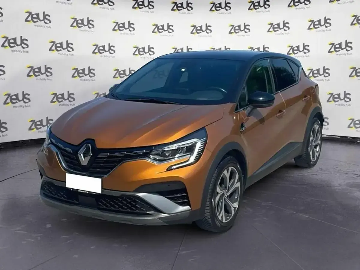Usata Renault Captur RS Line 143 CV (105 kW) 2022 SUV