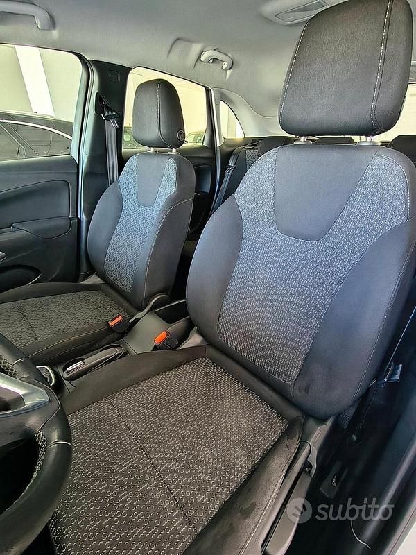 Usata Opel Crossland X Edition 83 CV (61 kW) 2022 Bianco SUV