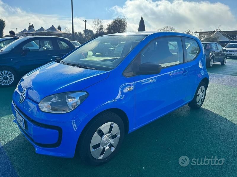 Usata VW up! Move 65 CV (47 kW) 2023 Blu Utilitaria