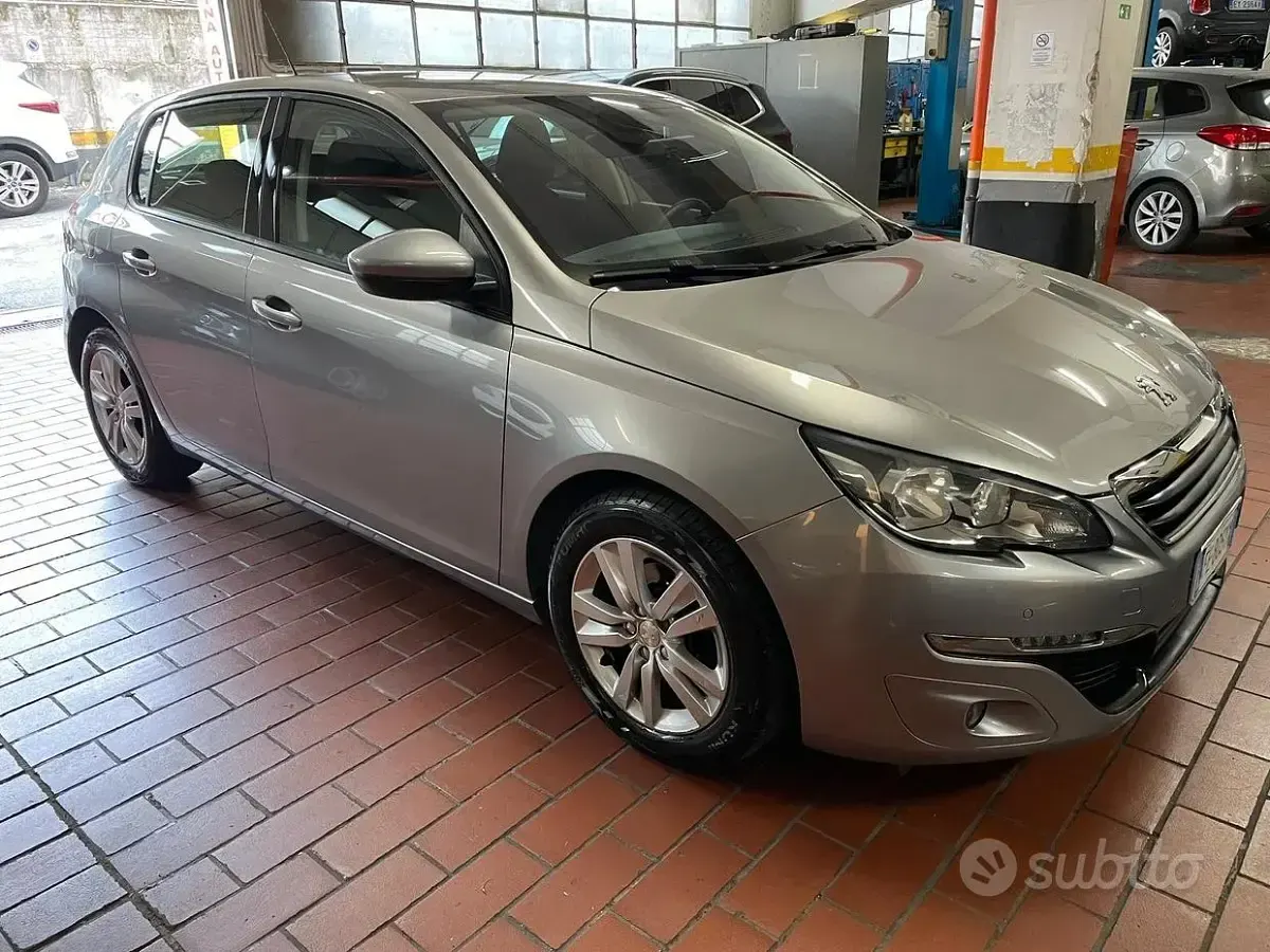 Usata Peugeot 308 Business-Line 120 CV (88 kW) 2016 Grigio Berlina
