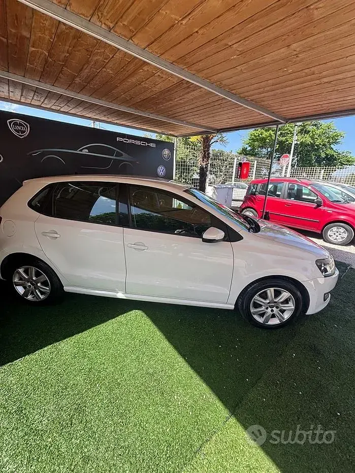 Usata VW Polo Highline 105 CV (77 kW) 2011 Bianco Utilitaria