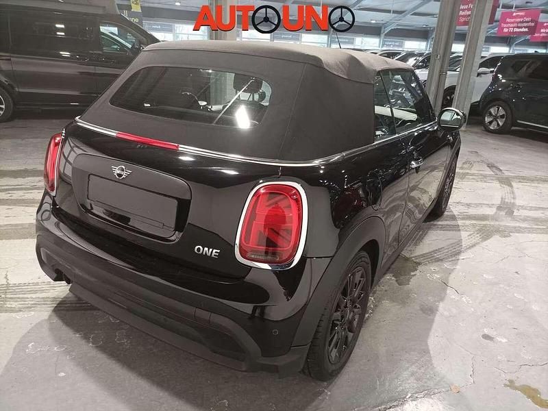 Usata Mini One Cabriolet 102 CV (75 kW) 2021 Nero Cabrio