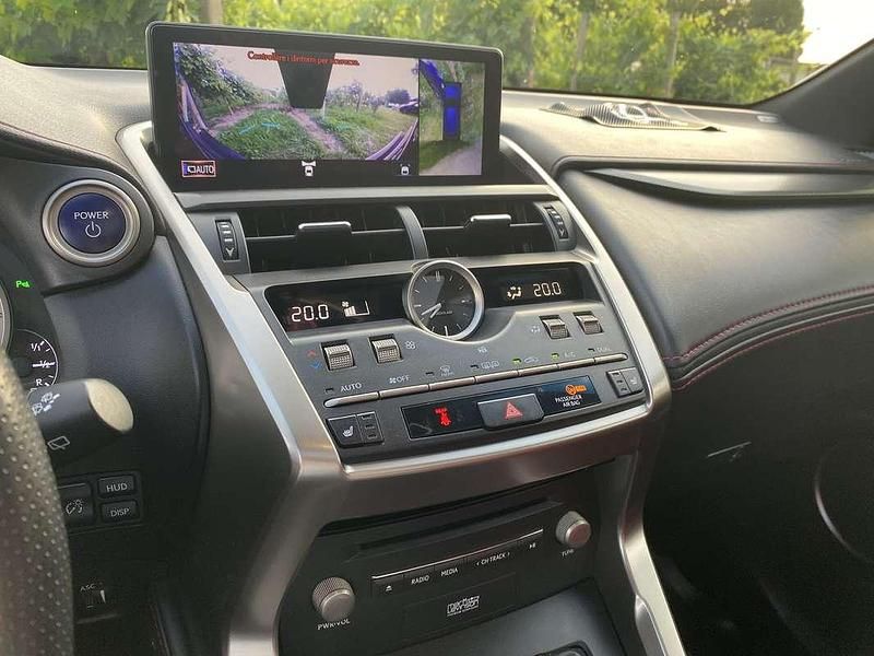 Usata Lexus NX300h Sport Line 155 CV (114 kW) 2019 Blu/azzurro SUV