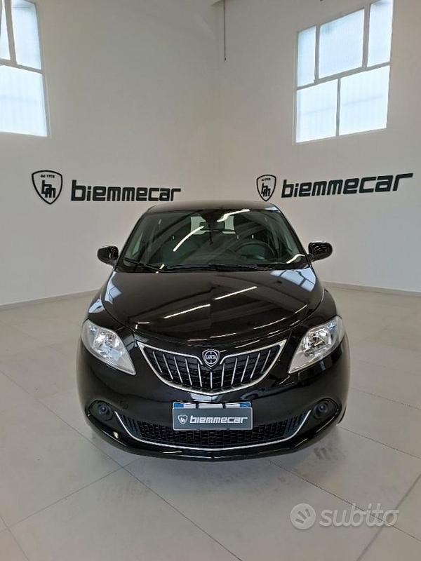 Usata Lancia Ypsilon S 69 CV (50 kW) 2022 Nero Utilitaria