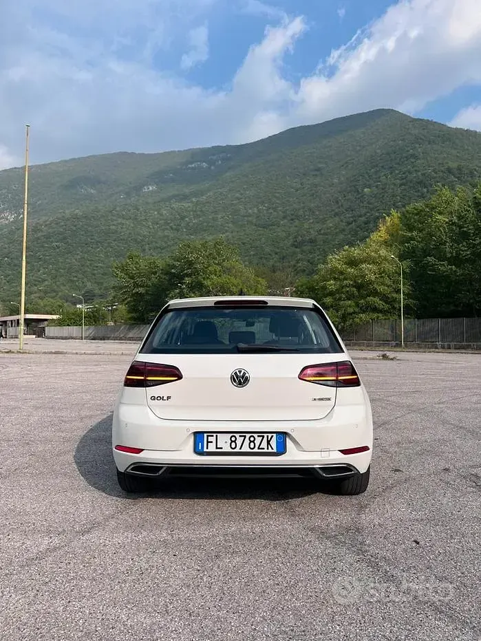 Usata VW Golf VII 110 CV (80 kW) 2017 Bianco Berlina