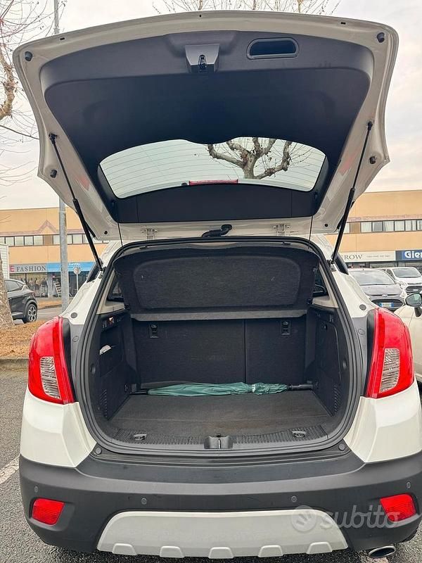 Usata Opel Mokka 140 CV (102 kW) 2015 Bianco SUV