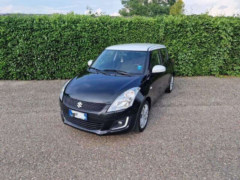 Nero Usata 2017 Suzuki Swift Tre volumi | 7480 € (Ottimo prezzo) - Immagine 1/4
