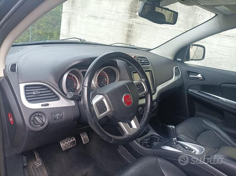 Usata Fiat Freemont 170 CV (125 kW) 2012 Nero SUV