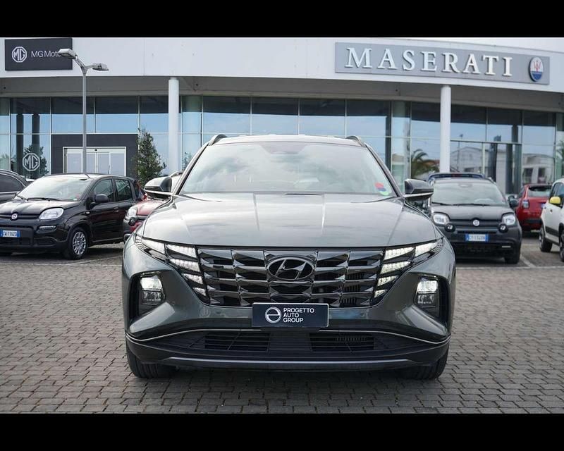 Usata Hyundai Tucson 136 CV (100 kW) 2022 Grigio/verde SUV