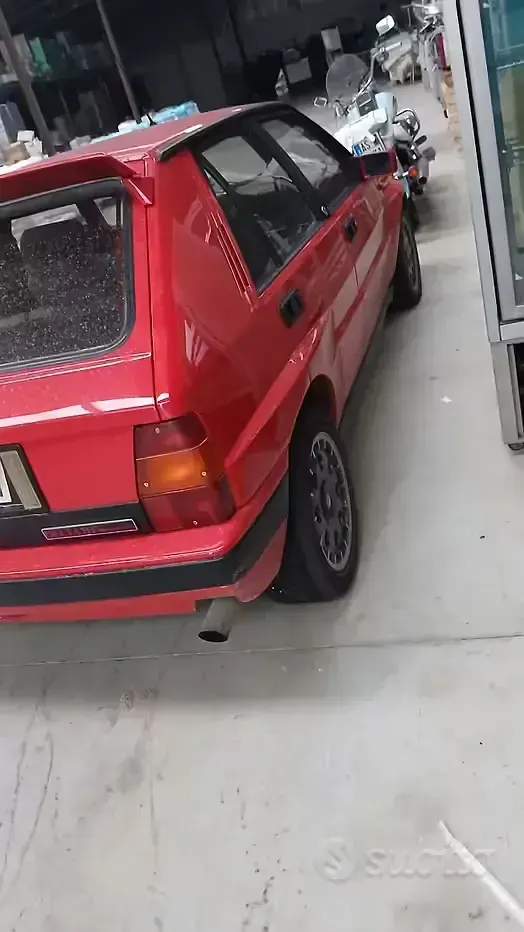 Usata Lancia 2000 196 CV (144 kW) 1989 Rosso Berlina