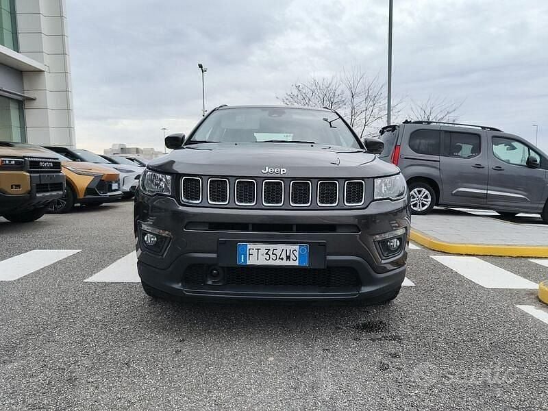 Usata Jeep Compass Longitude 120 CV (88 kW) 2019 Grigio scuro SUV