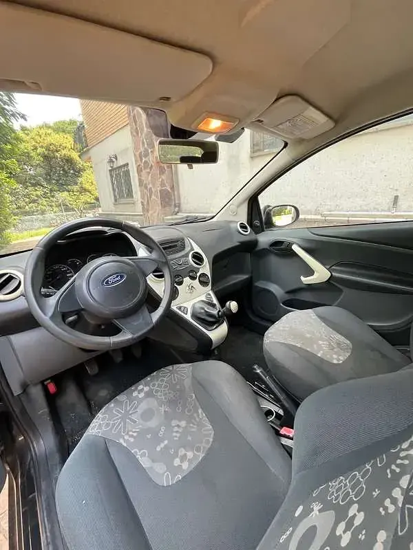 Usata Ford Ka Titanium S 69 CV (50 kW) 2013 Nero Utilitaria