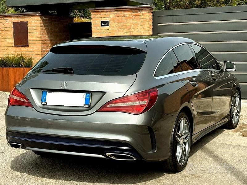 Usata Mercedes CLA220 AMG 177 CV (130 kW) 2017 Grigio Berlina