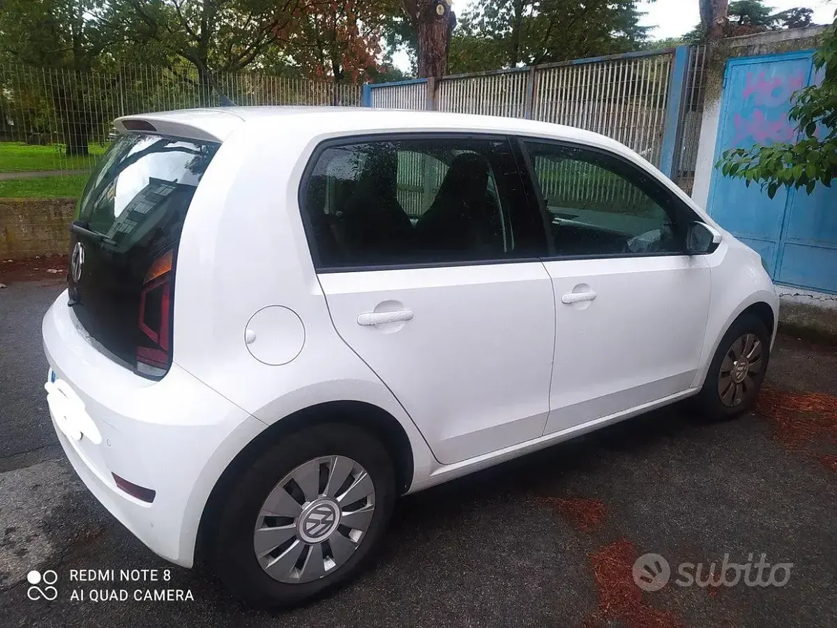Usata VW up! Move 68 CV (50 kW) 2019 Bianco Utilitaria