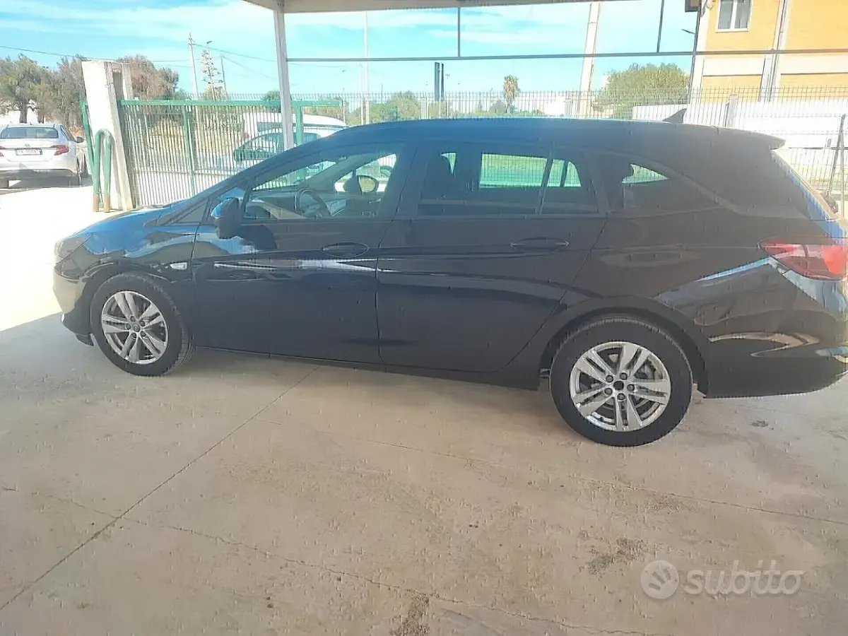 Usata Opel Astra S 122 CV (89 kW) 2021 Nero Station wagon