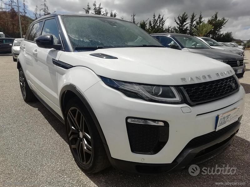 Bianco Usata 2017 Land Rover Range Rover evoque SUV | 17.900 € (Cara) - Immagine 1/4
