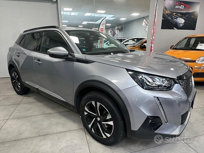 Usata Peugeot 2008 Allure 131 CV (96 kW) 2020 Grigio SUV