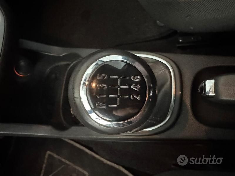 Usata Opel Corsa 69 CV (50 kW) 2007 Nero Utilitaria