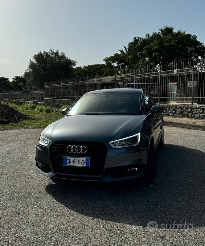 Usata Audi A1 90 CV (66 kW) 2018 Grigio Utilitaria