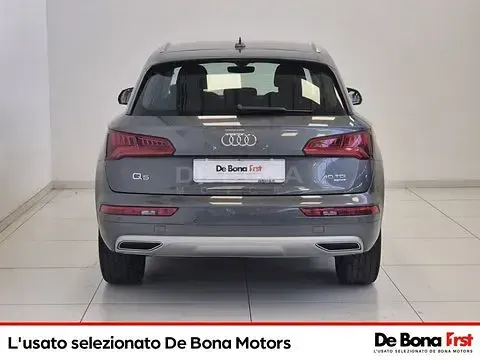 Usata Audi Q5 Sport 190 CV (139 kW) 2019 Grigio SUV