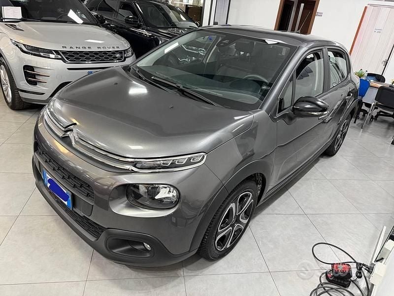 Usata Citroën C3 Shine 101 CV (74 kW) 2019 Grigio Utilitaria