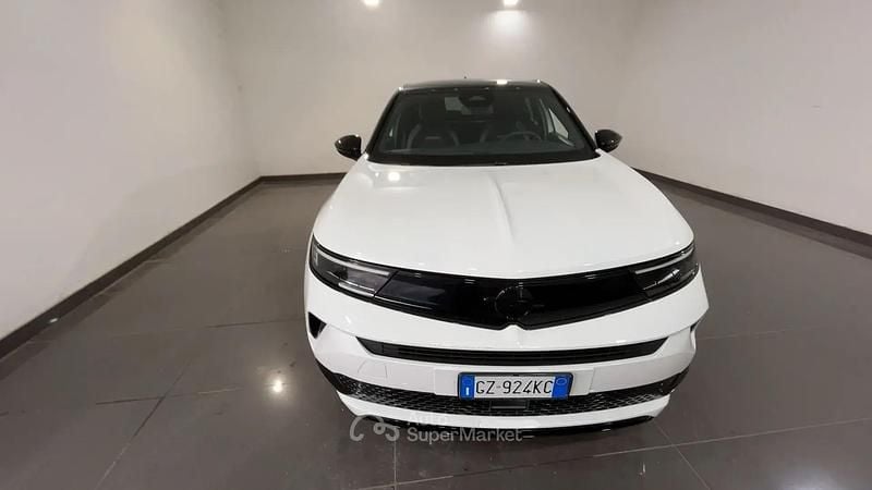 Usata Opel Mokka 136 CV (100 kW) 2025 Bianco SUV