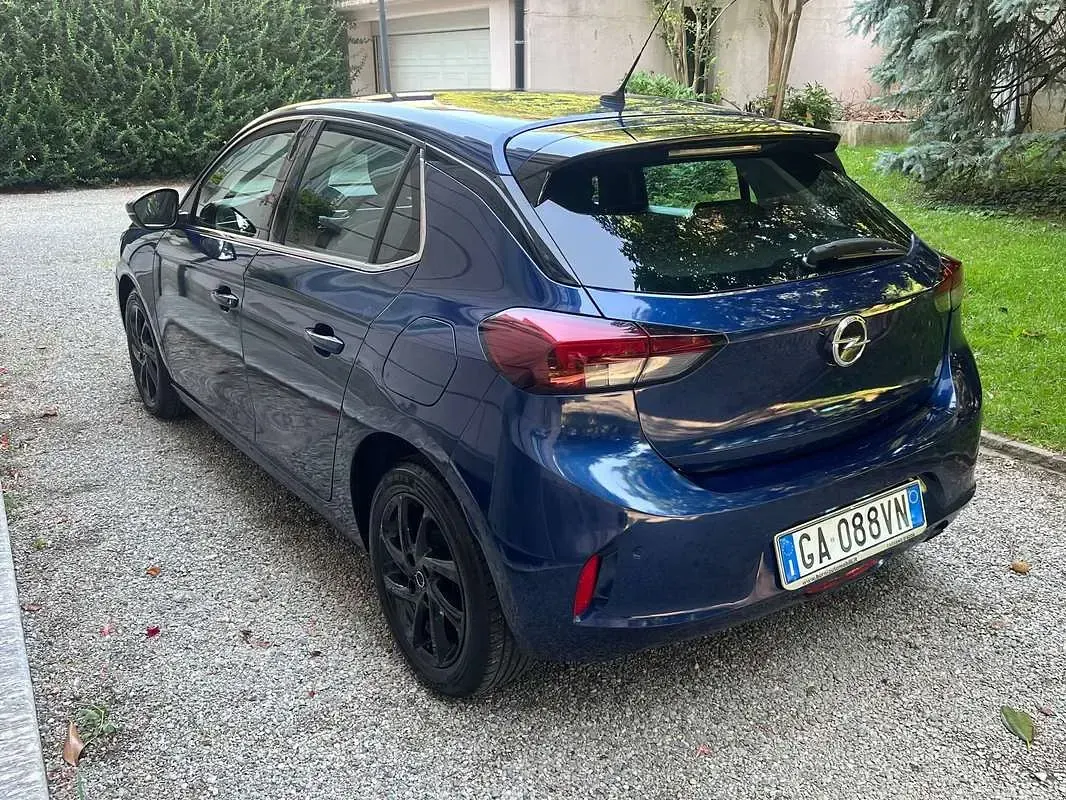 Usata Opel Corsa Elegance 75 CV (55 kW) 2020 Blu/azzurro Utilitaria