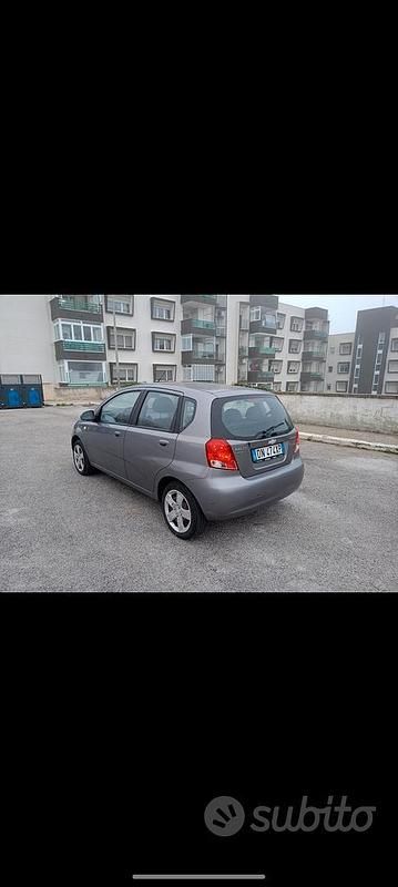 Usata Chevrolet Kalos 72 CV (52 kW) 2009 Grigio Berlina