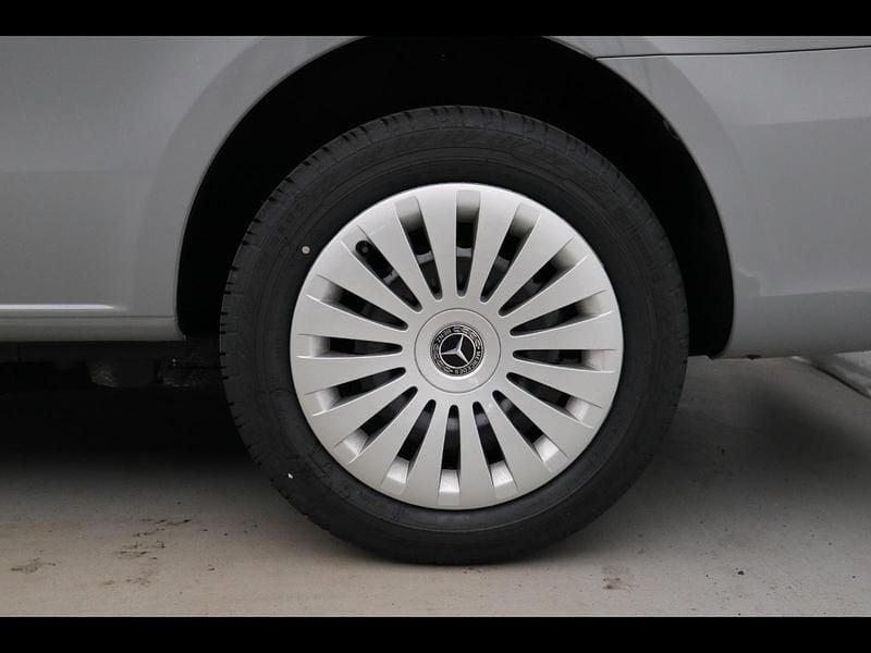 Nuova Mercedes Vito 136 CV (100 kW) 2025 Grigio Furgone