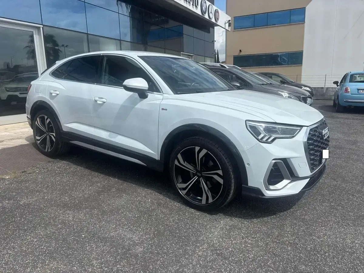Usata Audi Q3 Sportback S-Line 150 CV (110 kW) 2020 Bianco SUV