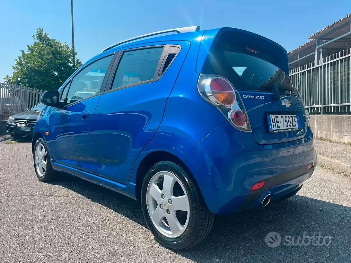 Usata Chevrolet Spark LT 81 CV (59 kW) 2011 Bluazzurro Utilitaria