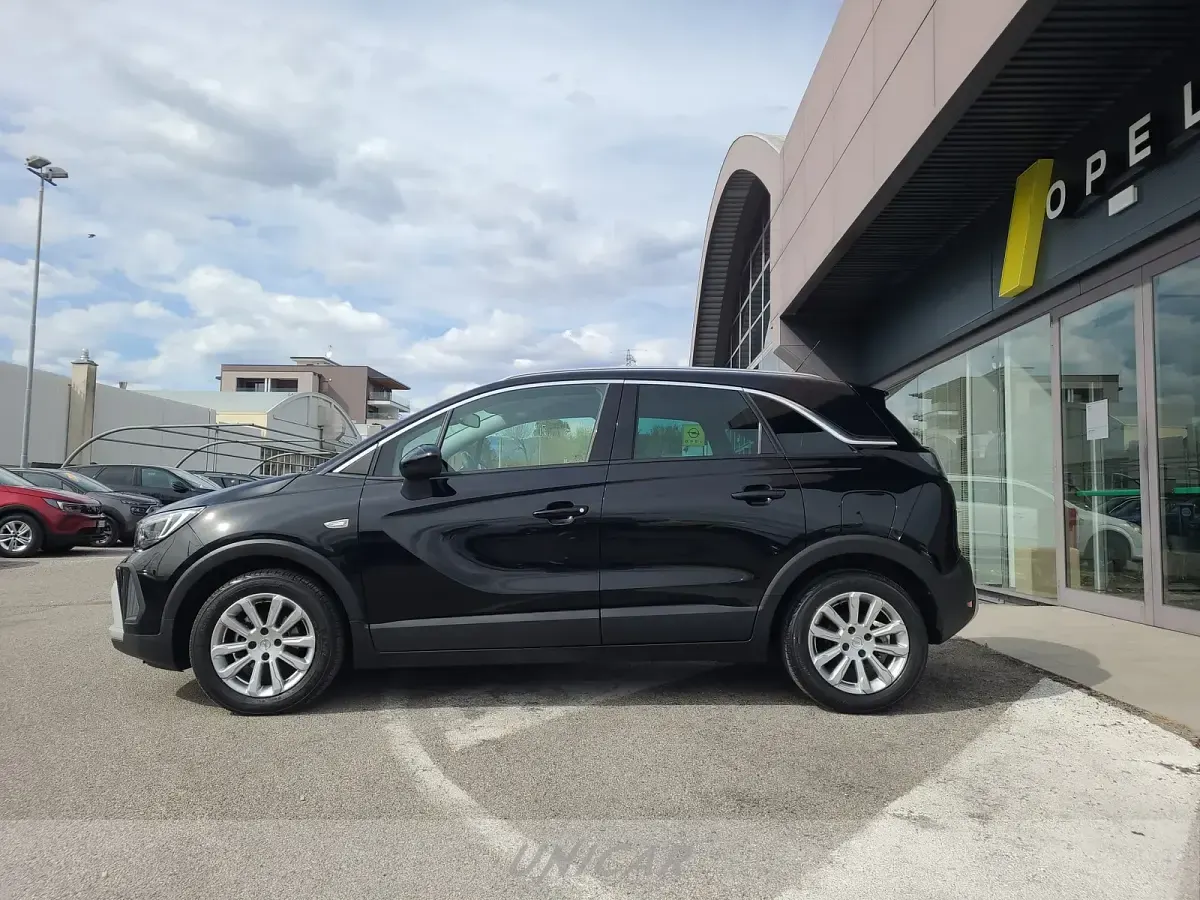 Usata Opel Crossland X Elegance 83 CV (61 kW) 2023 Nero SUV