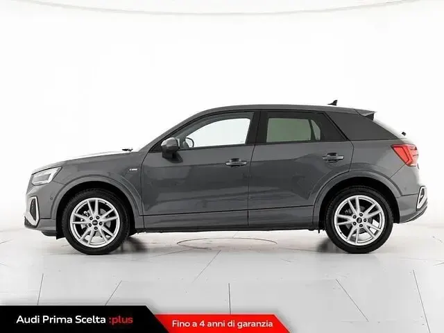 Usata Audi Q2 S-Line 150 CV (110 kW) 2025 Grigio daytona perla SUV
