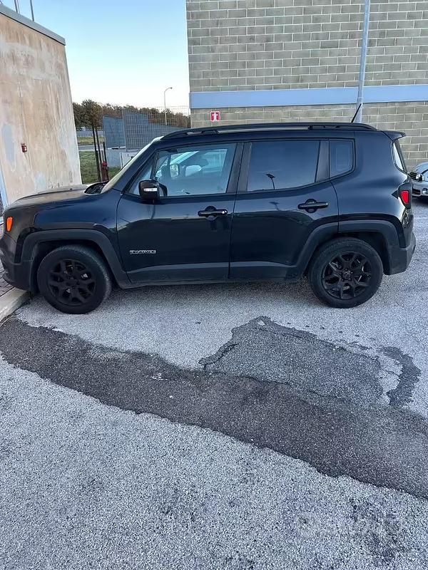 Usata Jeep Renegade 120 CV (88 kW) 2014 Nero SUV