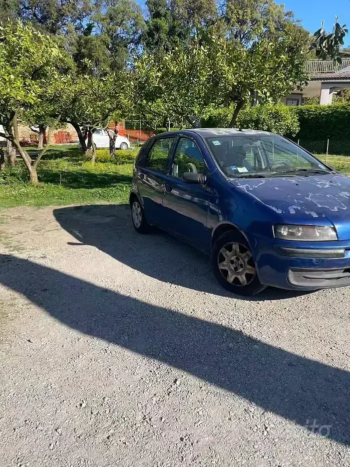 Usata Fiat Punto 80 CV (58 kW) 2003 Utilitaria