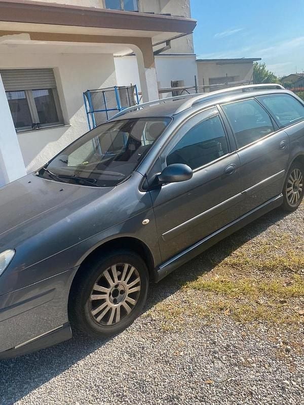 Usata Citroën C5 136 CV (100 kW) 2005 Grigio Station wagon