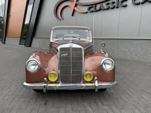 Usata Mercedes 220 80 CV (58 kW) 1952 Marrone Cabrio
