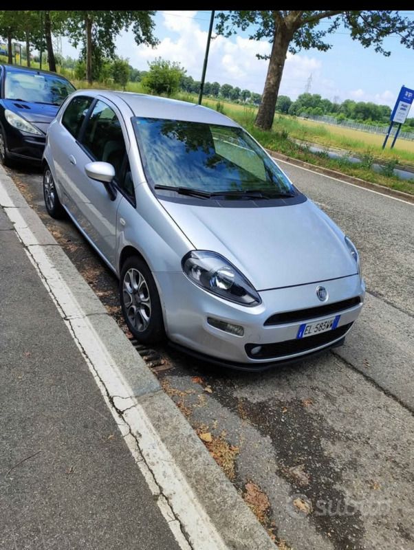 Usata 2012 Fiat Punto Due volumi | 1800 € (Ottimo prezzo) - Immagine 1/4