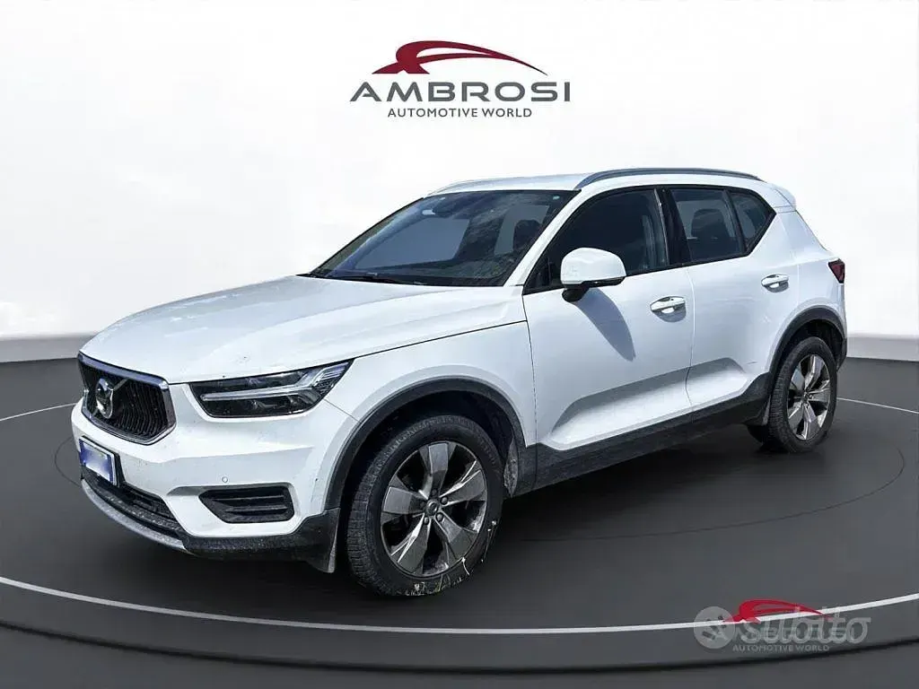 Usata Volvo XC40 Momentum 129 CV (94 kW) 2021 SUV