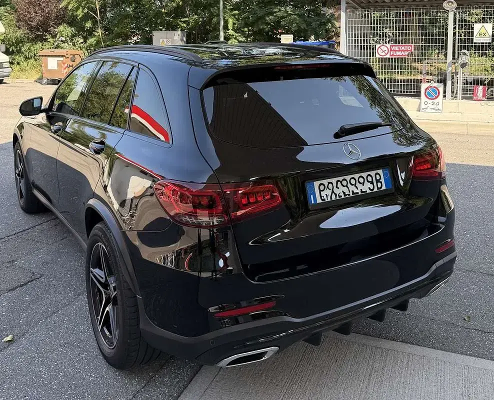 Usata Mercedes GLC300 AMG line 245 CV (180 kW) 2020 SUV