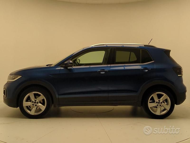 Usata VW T-Cross Advance 110 CV (80 kW) 2023 Blu SUV