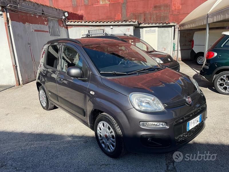 Usata Fiat Panda Lounge 69 CV (50 kW) 2018 Grigio Utilitaria