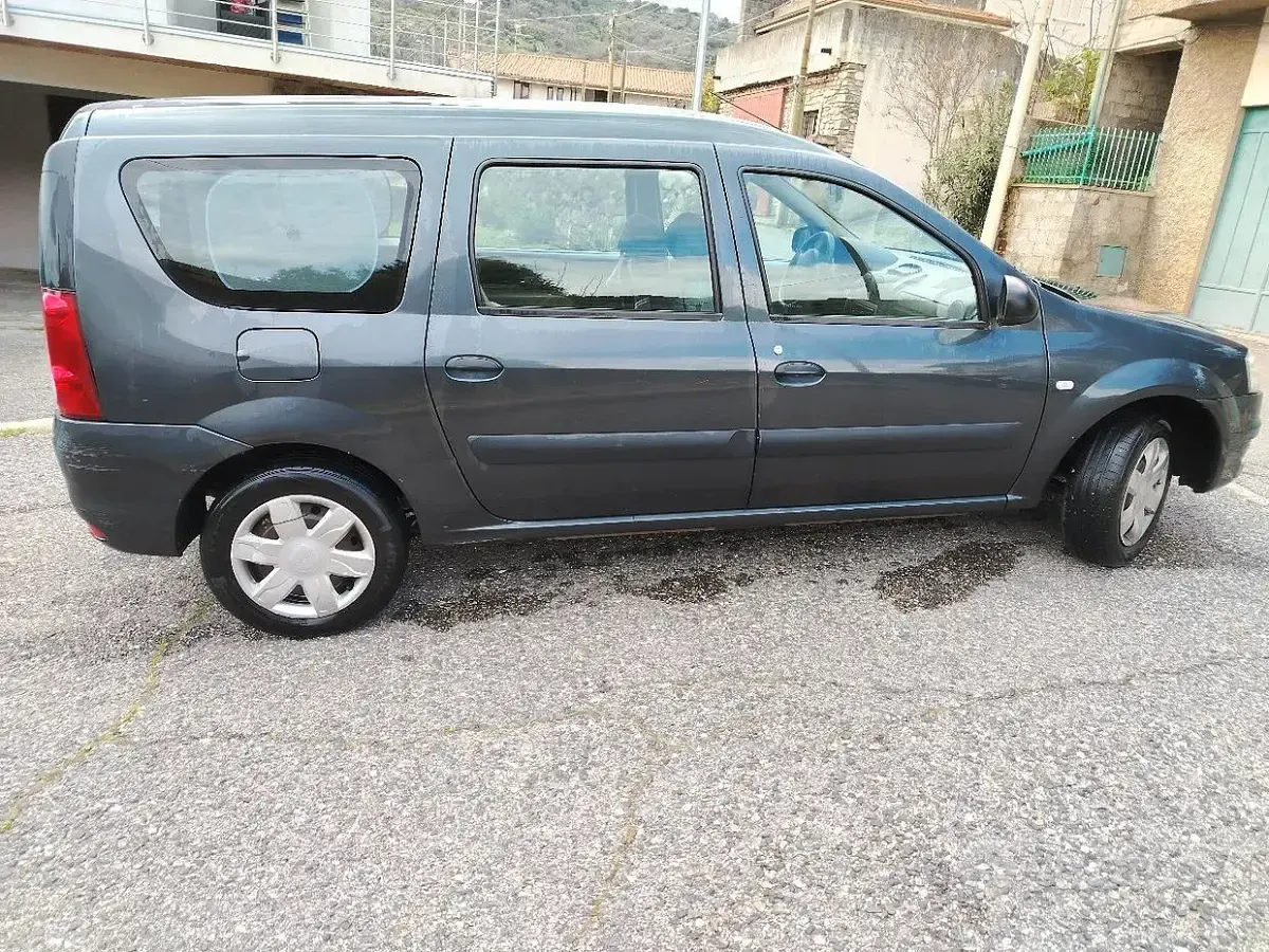Usata Dacia Logan 68 CV (50 kW) 2009 Grigio Station wagon